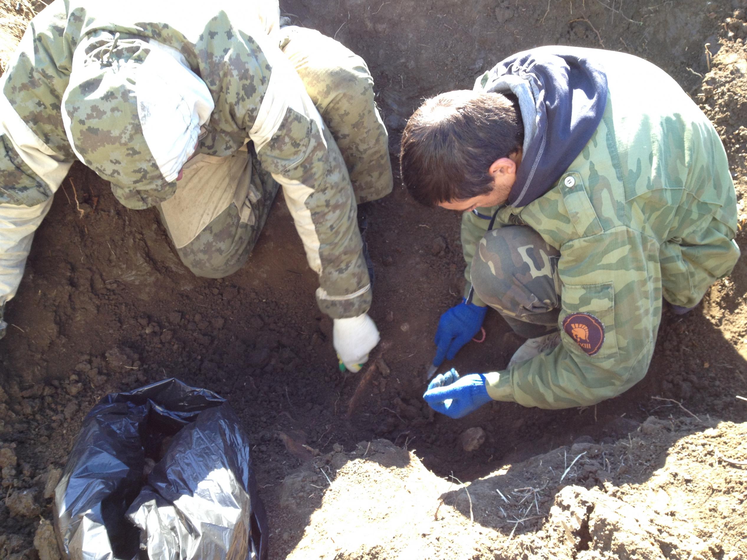 Военно-поисковая экспедиция вахта памяти «Ак-Монай-2015»