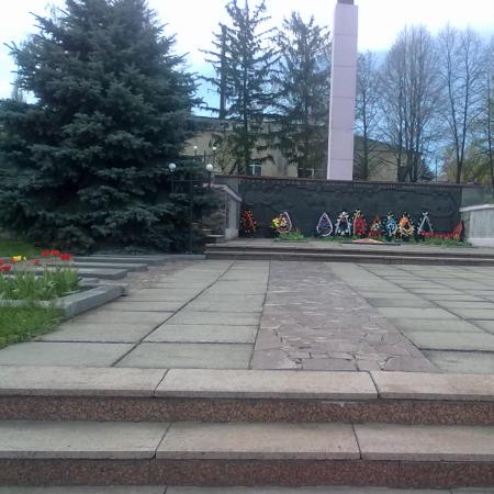 Братская могила в г. Тальное Тальновского района