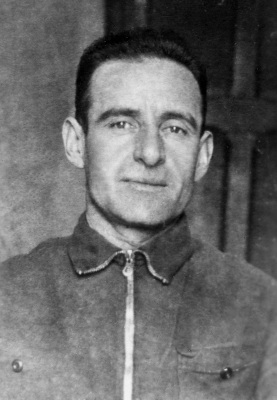 Аширов Меджит