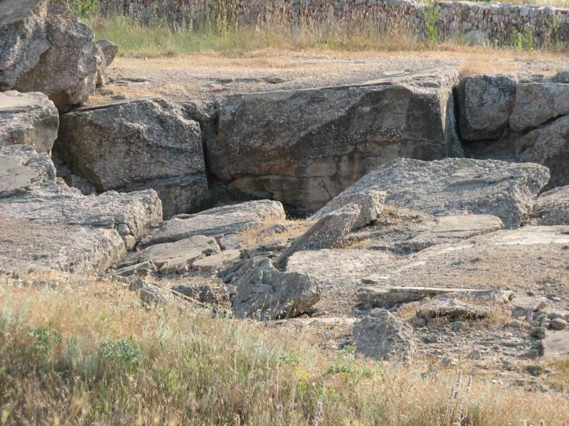 Обвал в казематах, последствия мощного взрыва