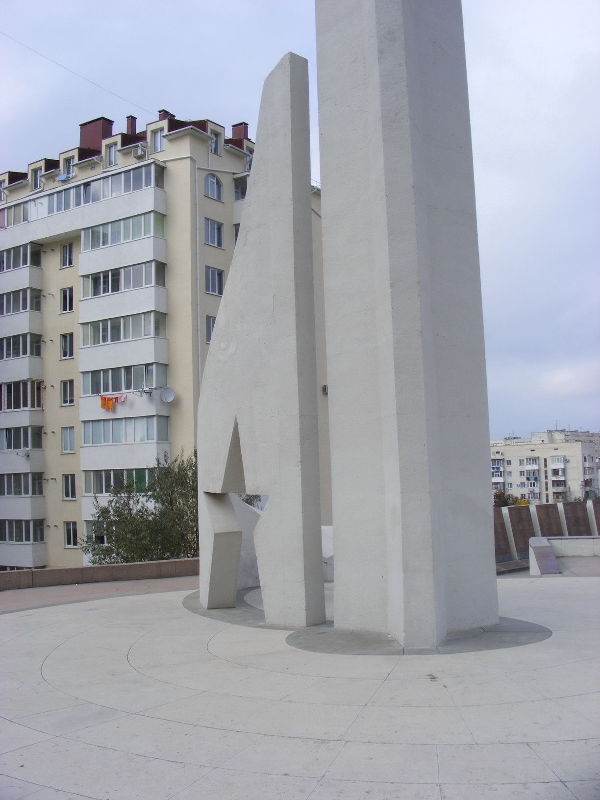 Памятник летчикам ВВС Черноморского флота