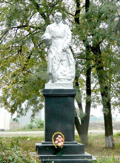 Братская могила партизан в с. Станиславово Ульяновского район
