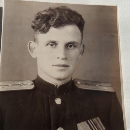 Старший лейтенант Карнаух, 1955 г.