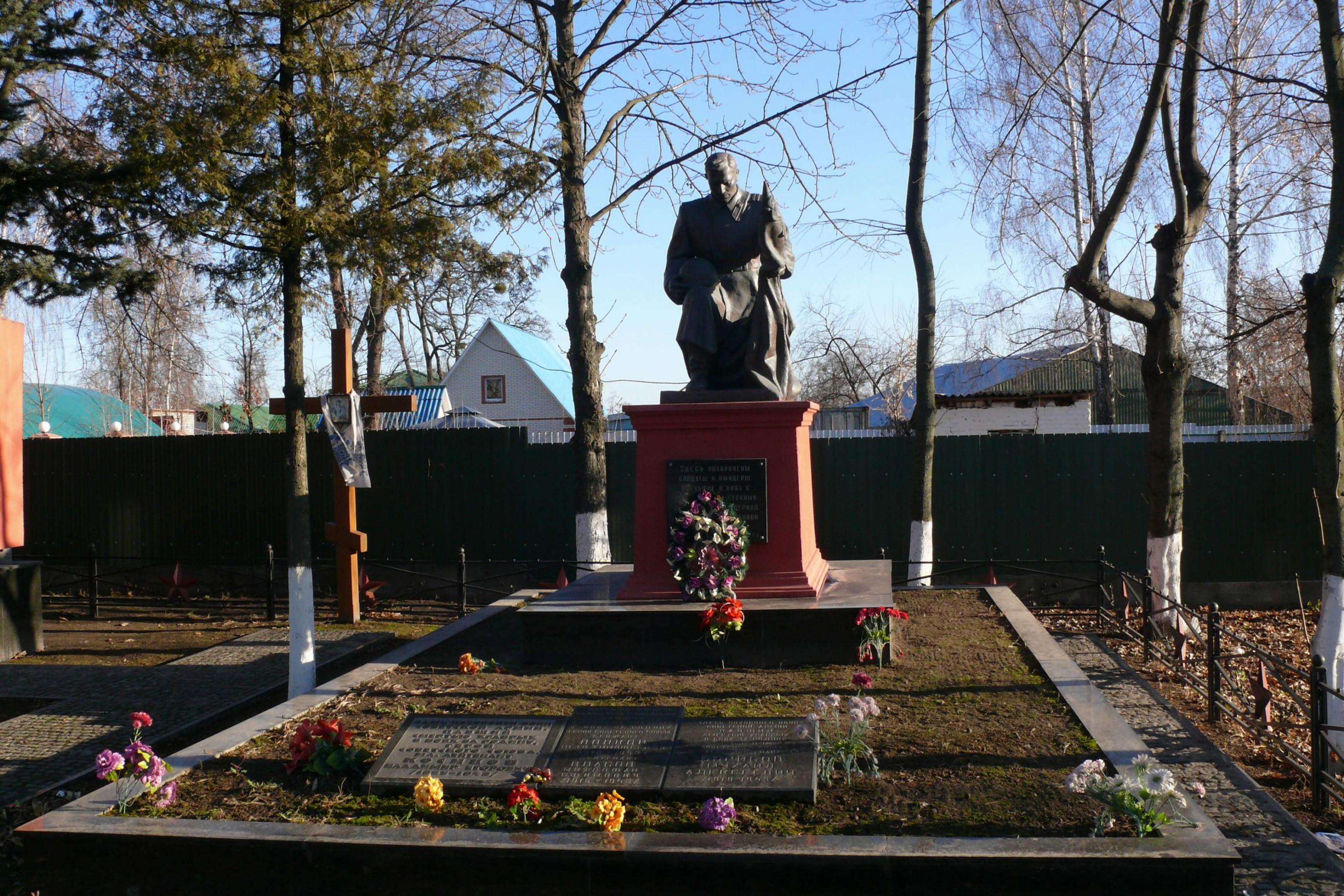 Братская могила в с. Старые Петровцы Вышгородского района