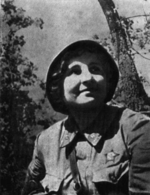 Пулемётчица Онилова Н. А.