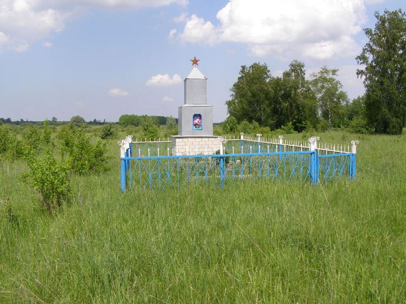 Братская могила мирных жителей в с. Шаповаловка Борзнянского района