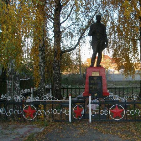 Братская могила в с. Петровское Киево-Святошинского района