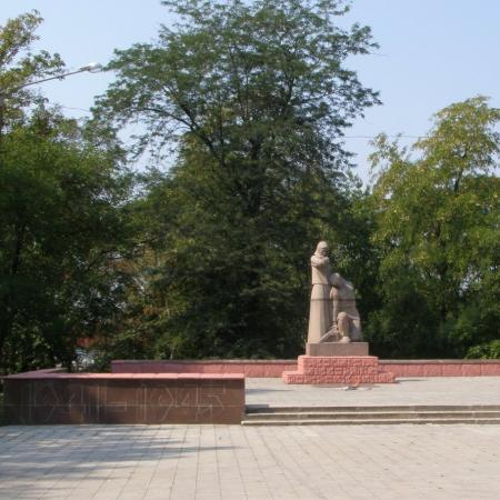 Братская могила в г. Пятихатки Днепропетровской обл.