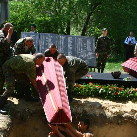 В отвоеванную землю ...