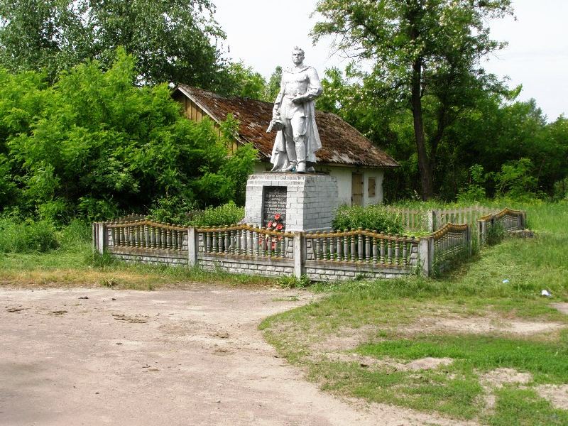 Братская могила в с. Малая Загоровка Борзнянского района