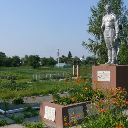 Братская могила в селе Демидов Вышгородского района