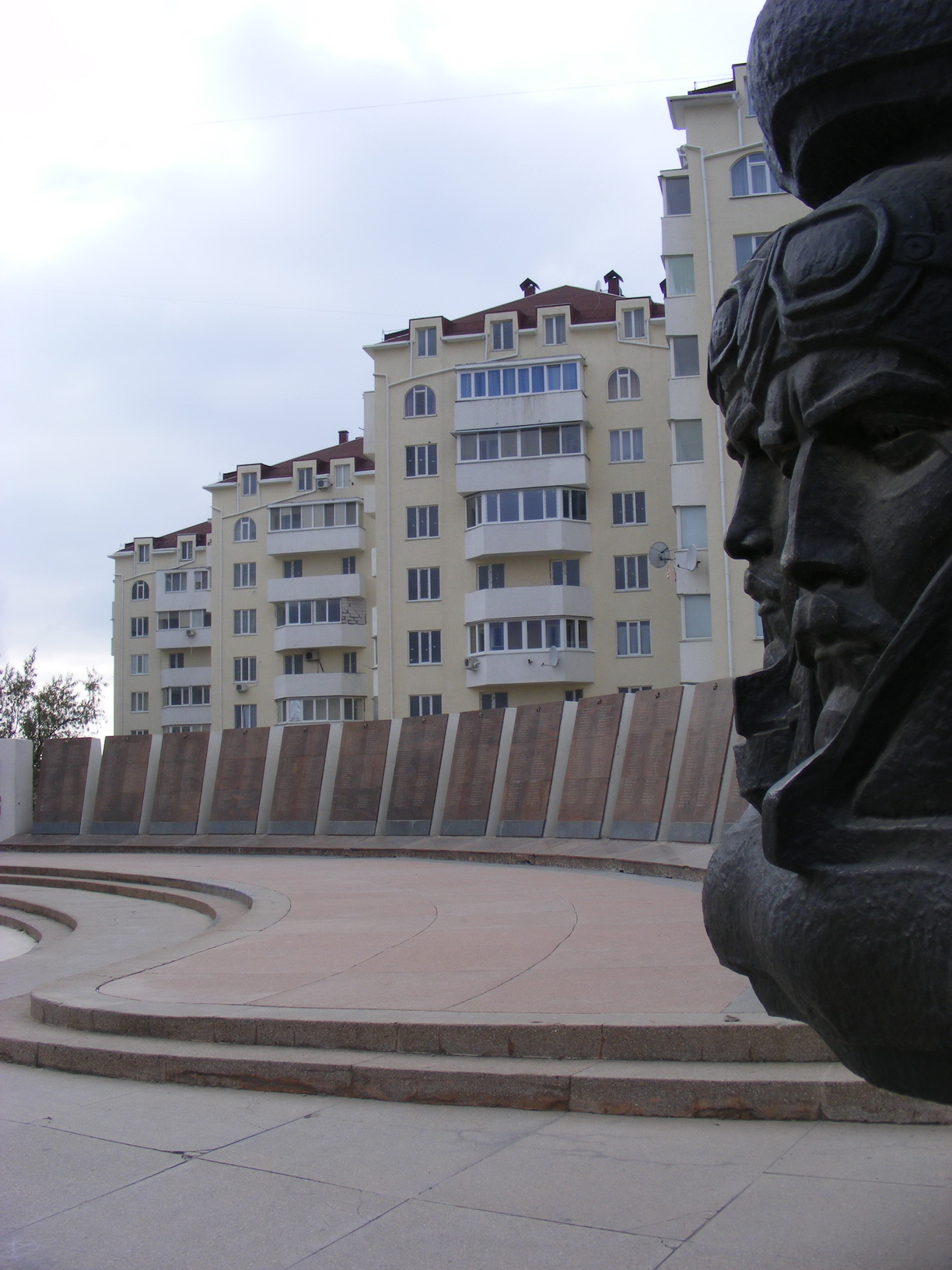 Памятник летчикам ВВС Черноморского флота