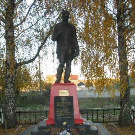 Братская могила в с. Петровское Киево-Святошинского района