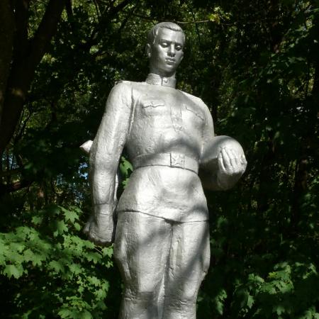 Братская могила в с. Копачи, май 2013 г.