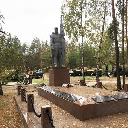 Братская могила в с. Пилява Вышгородского района