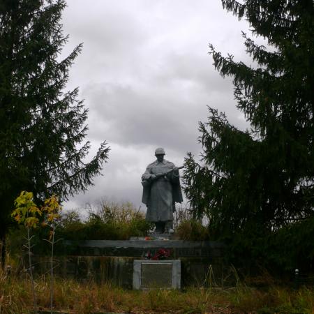 Памятник воинам-землякам в с. Корогод, Чернобыльская зона отчуждения