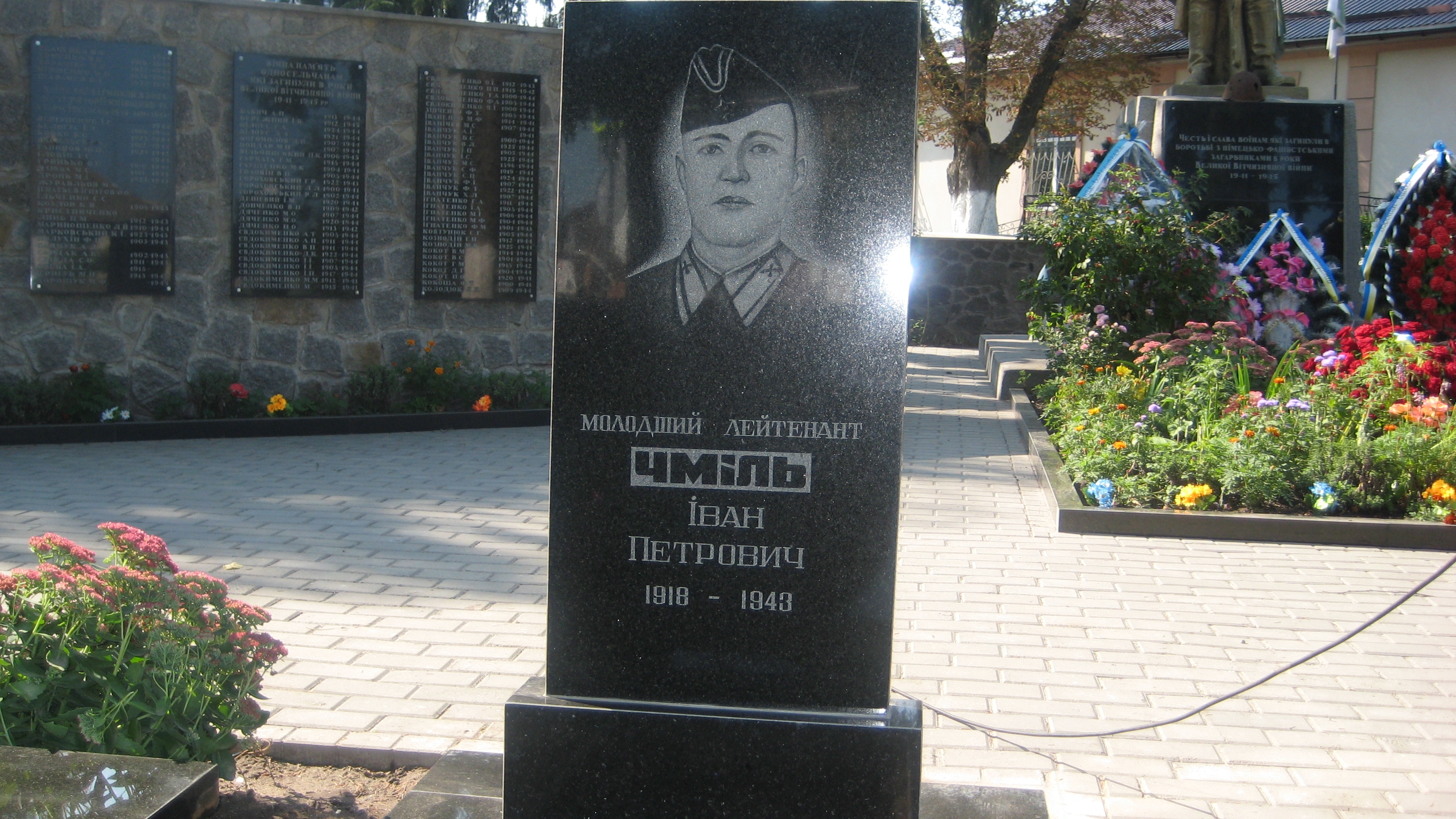 Братская могила в с. Тарасовка Киево-Святошинского района 