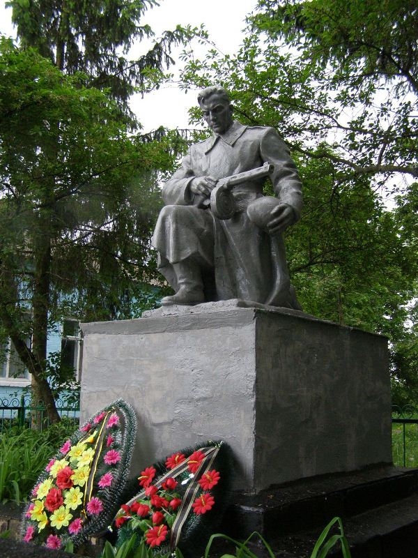 Братская могила в с. Выбли Куликовского района