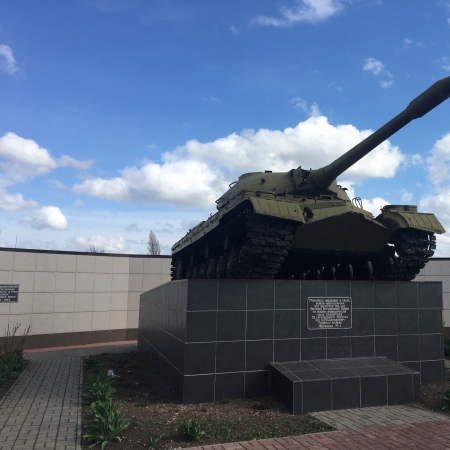Братская могила в с. Октябрьское Добропольского района