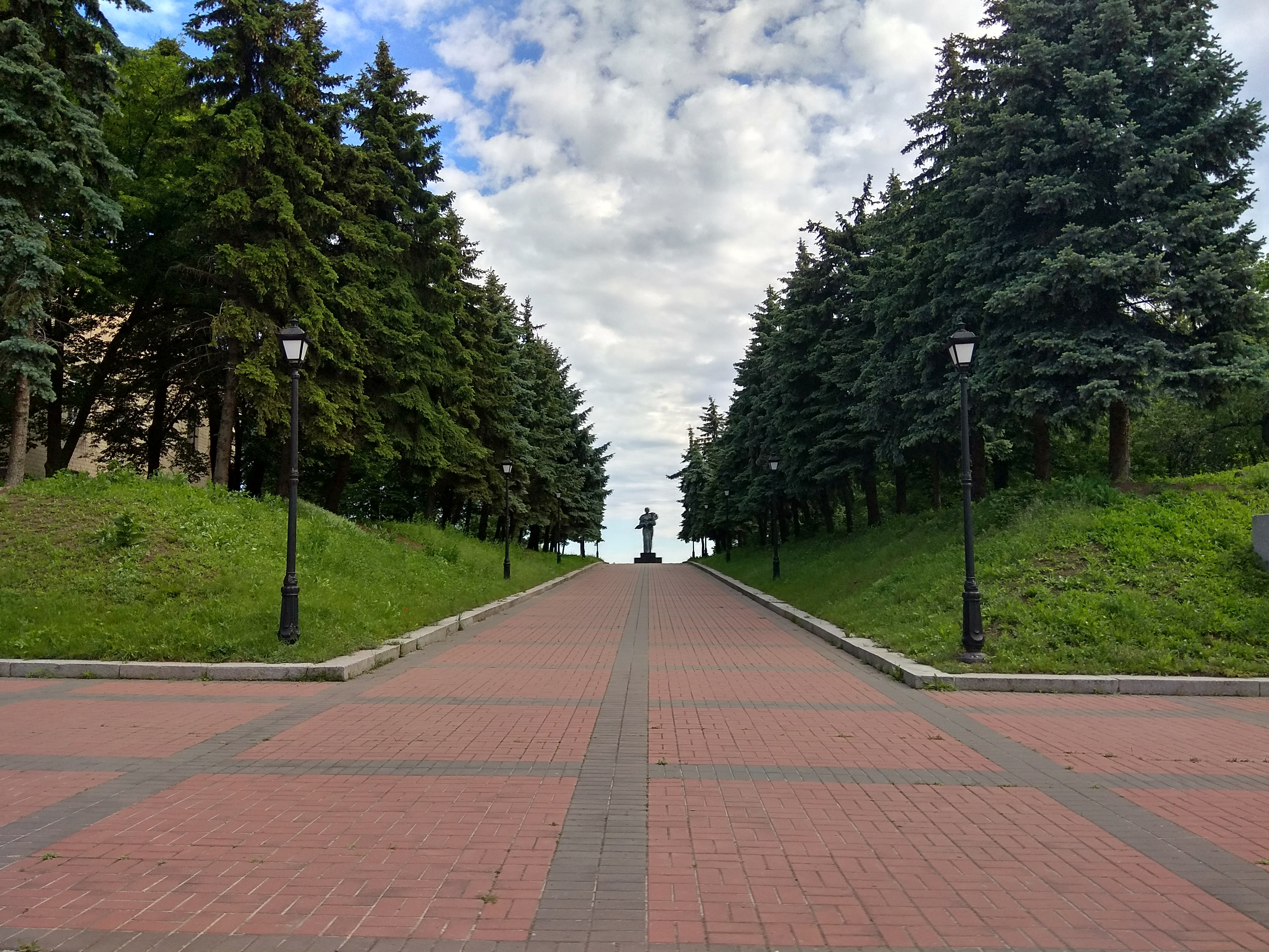 Мемориальный парк в г. Канев Черкасской обл.